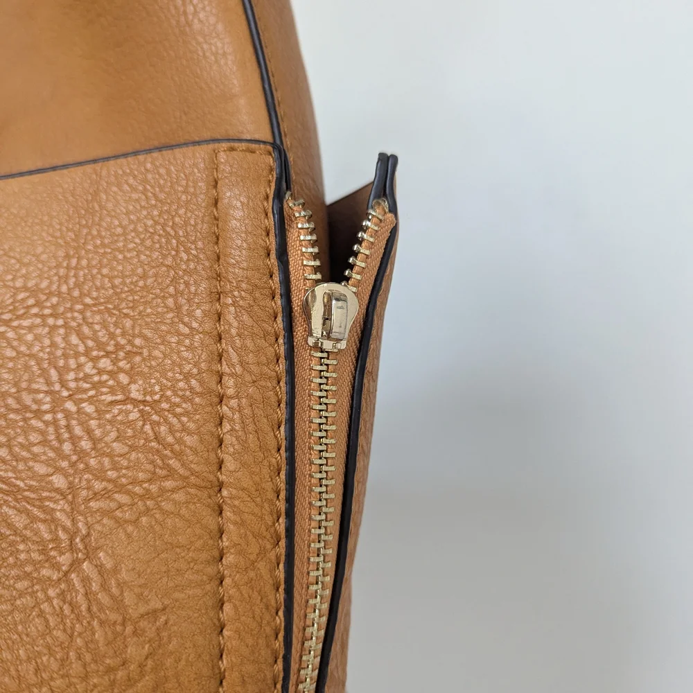 Tan Camel Unbranded Large‎ Tote Hobo Bag